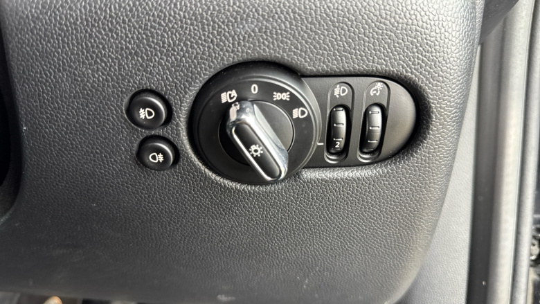 MINI Hatchback 1.5 Cooper Sport II 3dr Petrol Hatchback